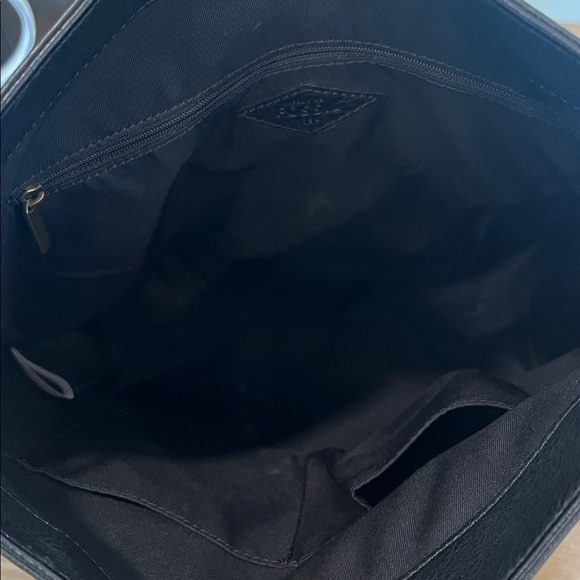 Black and White Patterned Fossil Bag - Picture 3 of 6